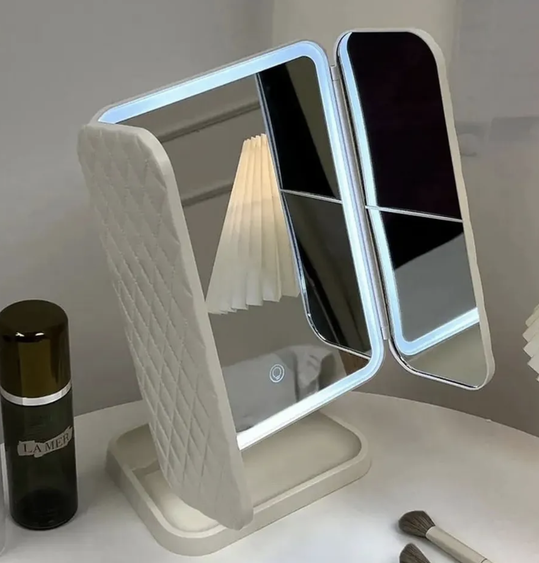 Настільне дзеркало для макіяжу з LED-підсвічуванням та збільшенням x2/x3П